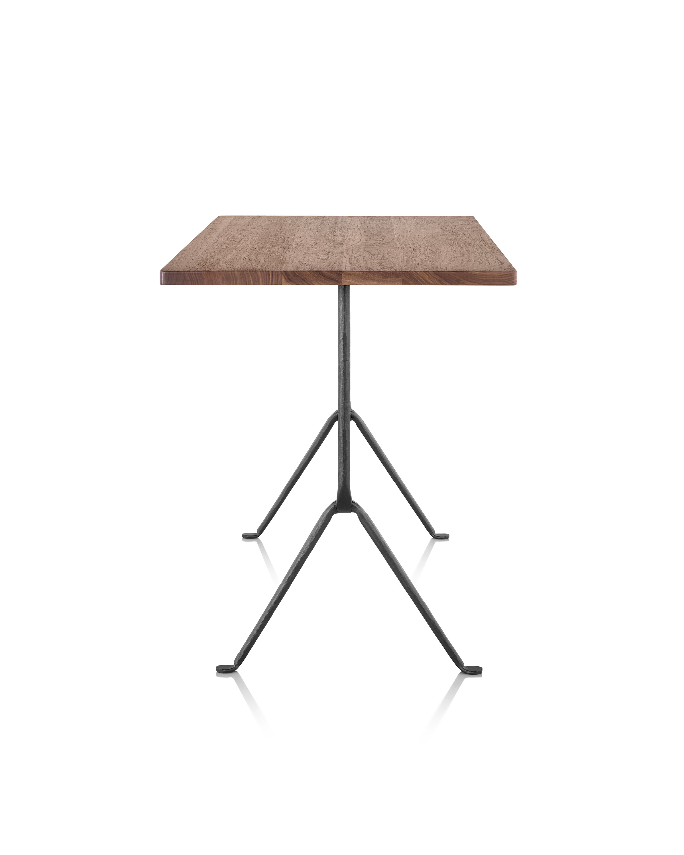 开云（中国） - 桌几|餐桌|办公家具|设计师家具|药房高脚台